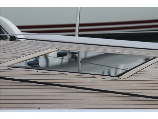 boot-luik-lewmar