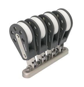 Mast base organizer